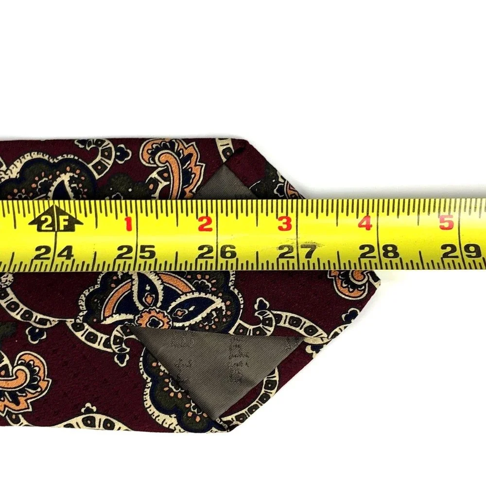 ROBERT TALBOTT STUDIO Tie Hand Sewn Silk From England Paisley Elegant Necktie